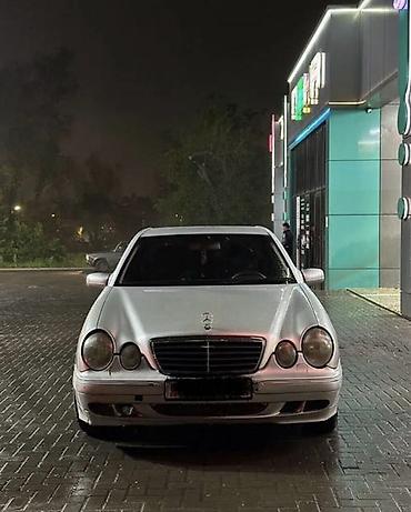 мер 211: Mercedes-Benz E-Class: 2001 г., 3.2 л, Автомат, Бензин, Седан — 1