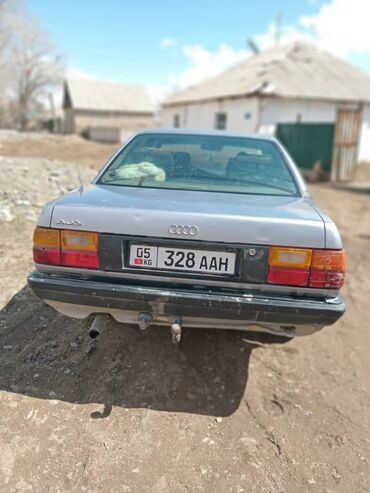 аренда автокрана 100: Audi 100: 1989 г., 1.8 л, Механика, Бензин, Седан