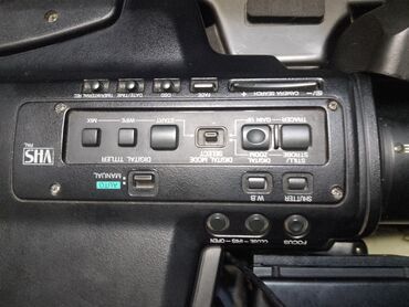 Videokameralar: Panasonic M300 VHS Video Kamera (VW-MH20 orijinal daşıma çantası ilə) — 8
