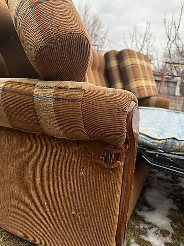 Прямые диваны: Прямой диван, Б/у — 6