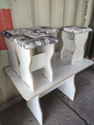 Кухонные столы: Столы Столы кухонные из российкого материала Длина 1.10 Ширина 65 — 5