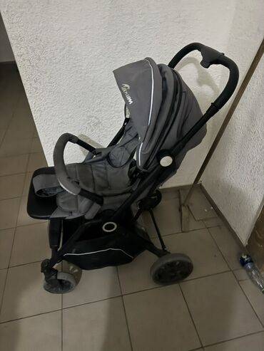 прогулочные коляски лицом к маме: Балдар арабасы, Колдонулган