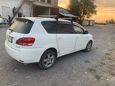 Продажа авто: Toyota Ipsum: 2003 г., 2.4 л, Автомат, Газ, Универсал — 4