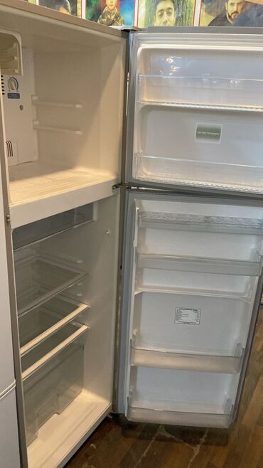 bar vitrini: 2 qapılı Indesit Soyuducu Satılır