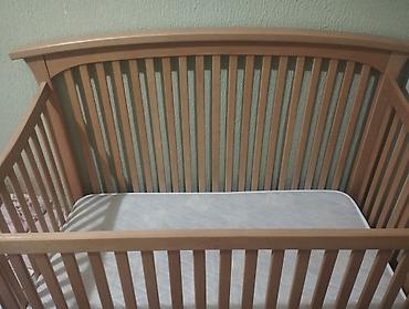 lazy sofa: Prodajem kvalitetan drveni krevetac u odličnom stanju. Napravljen je — 3