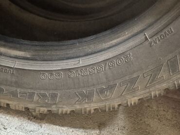 шины на тракторный прицеп: Шины 205 / 55 / R 16, Зима, 1 шт, Легковые, Bridgestone
