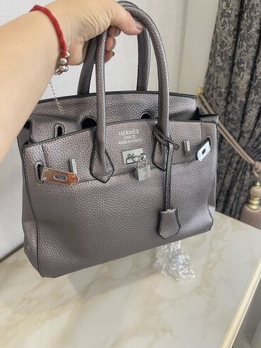 Çantalar: Əl çantası, Hermes, İşlənmiş