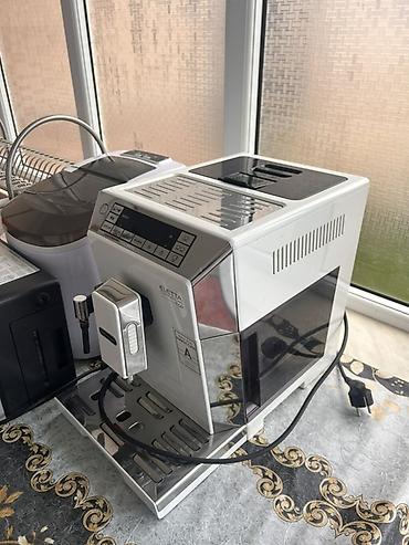 ucuz telefon aksesuarları: Qəhvə maşını Delonghi, Avtomat, İşlənmiş — 2