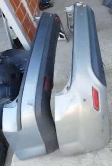 moj auto: PLASTIKE BRANIKA MREZICE ZA FORD FOCUS OD 2003. DO 2004. GOD. | FORD — 10