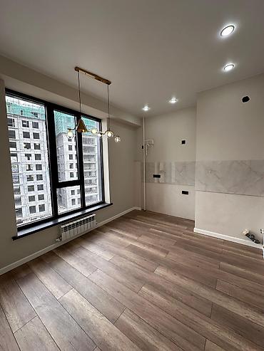 7 1: 4 комнаты, 93 м², 11 мкр Элитка, 8 этаж — 2