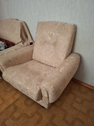 часы настенные цена в бишкеке: Продаю 2 шт кресло СССР "Надежда" в хорошем состоянии цена за 2 шт