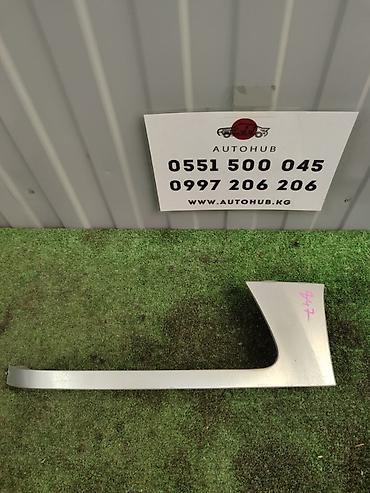 subar: Накладка порога/облицовка стойки (внешняя), серебристая. Особенности — 1