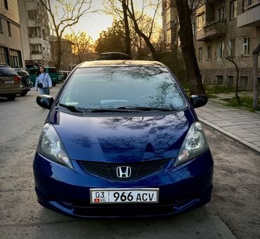 Honda: Honda Fit: 2008 г., 1.5 л, Автомат, Бензин, Хэтчбэк