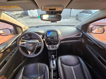 Chevrolet: Chevrolet Spark: 2018 г., 1 л, Автомат, Бензин, Хэтчбэк