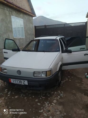 фиат авто: Volkswagen Passat Variant: 1990 г., 1.8 л, Механика, Бензин, Универсал