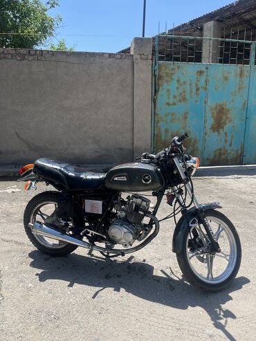 suzuki мотоцикл: Классикалык Бензин