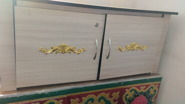 где можно купить шкаф: Шифоньер, Колдонулган, Түз, түсү - Саргыч боз, Жыгач