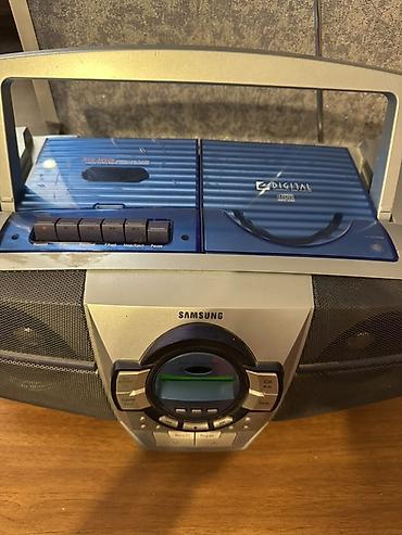 maqnitofon: Maştağadadır Samsung RCD-M50B portativ musiqi mərkəzi Çatdırılma — 2
