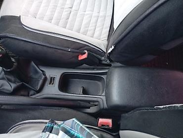 2 9 тди: Toyota Avensis: 2002 г., 2 л, Кол менен иштөөчү, Дизель, Лифтбек — 3