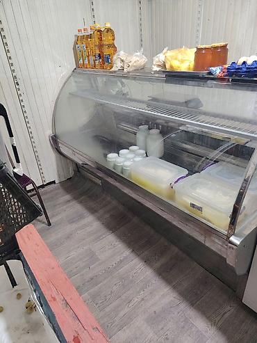 Soyuducu vitrin – mağaza/kafeteriya üçün - Növ: Qabarıq ön şüşəli lalafo.az -da Soyuducu vitrin – mağaza/kafeteriya üçün - Növ: Qabarıq ön şüşəli