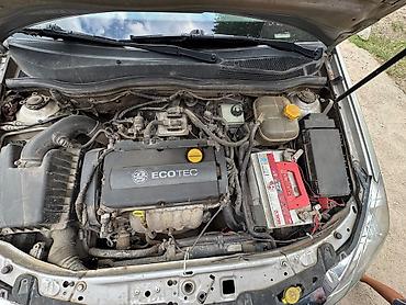 кузов е39: Opel Astra: 2013 г., Механика, Бензин, Универсал — 2