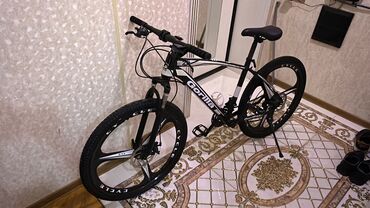 Velosiped ehtiyyat hissələri: Şəhər velosipedi 26", sürətlərin sayı: 8