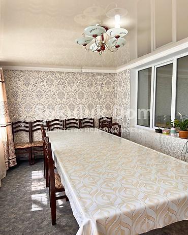Продажа квартир: 5 и более комнат, 67 м² — 3
