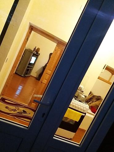 Günlük kirayə mənzillər: 5 otaqlı — 22