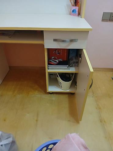 masa destleri: Düz masa, Stulsuz, Polkalı, Siyirməli, MDF — 2