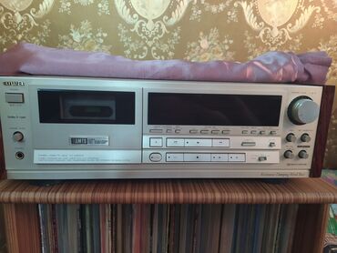 Динамики и колонки: Колонки магнитофоны бумбоксы проигрыватель винила деки плееры есть at lalafo.kg — 14 Динамики и колонки: Колонки магнитофоны бумбоксы проигрыватель винила деки плееры есть — 14