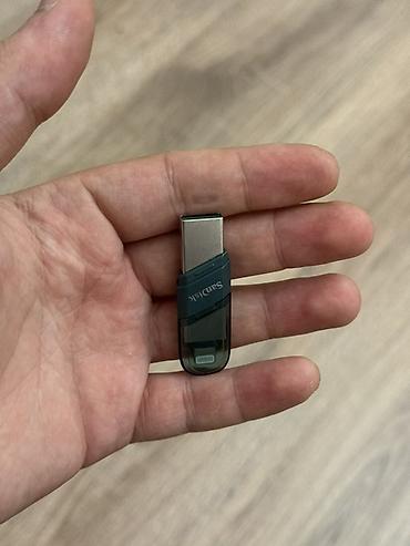 orico hdd box: SanDisk iki uclu portativ yaddaş qurğusu - İki konnektor: Lightning — 2
