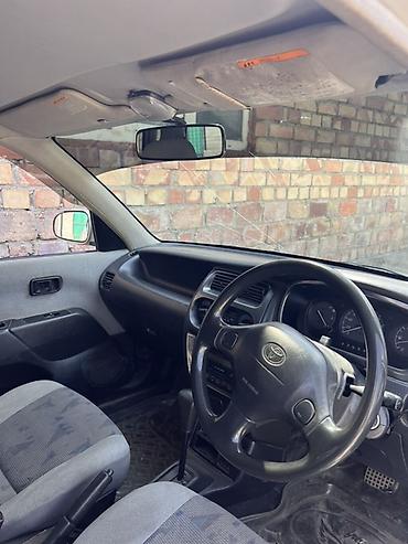 hilux surf 130: Toyota Duet: 1999 г., 0.1 л, Автомат, Бензин, Хэтчбэк — 3