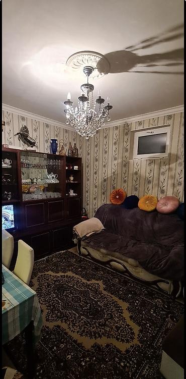dernegul: Bakı, 7-ci mikrorayon, 4 otaqlı, Köhnə tikili, m. Dərnəgül, 120 kv. m — 4