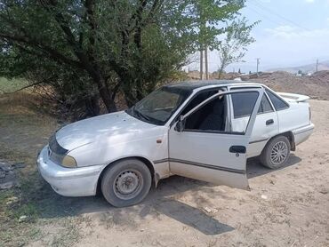 дэу эсперо: Daewoo Nexia: 1998 г., 1.5 л, Механика, Бензин, Седан