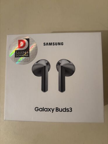 Qulaqcıqlar: Samsung Galaxy Buds3. 320 manata alınıb, 250 manata satılır. Yenidir