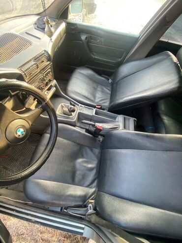 BMW: BMW 5 series: 1988 г., 2 л, Механика, Бензин, Седан