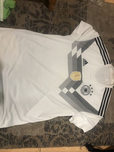 arginal toplar: 2014 almanya adidas kf1356.()2 orginal dünya kupasının formasıdır