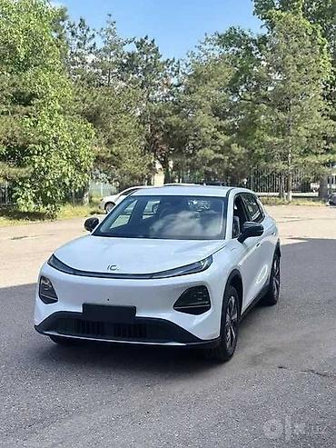 yuan plus: Changan Qiyuan Q05: 2026 г., Вариатор, Электромобиль, Кроссовер — 1