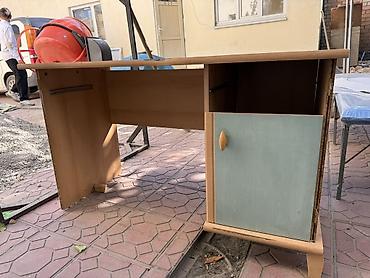 Компьютерные столы: Компьютерный стол, Б/у, С полками — 2