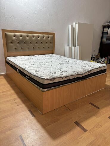 Bitkilər: Bazali taxt. 250azn. matras ortapedikdi. yaxsi veziyyetde ünvan