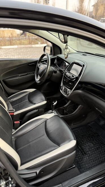 Chevrolet: Chevrolet Spark: 2018 г., 1 л, Робот, Бензин, Хэтчбэк at lalafo.kg — 12 Chevrolet: Chevrolet Spark: 2018 г., 1 л, Робот, Бензин, Хэтчбэк — 12