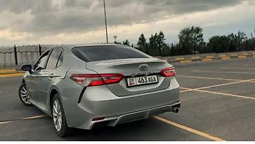 Toyota: Toyota Camry: 2018 г., 2.5 л, Автомат, Бензин, Седан — 2