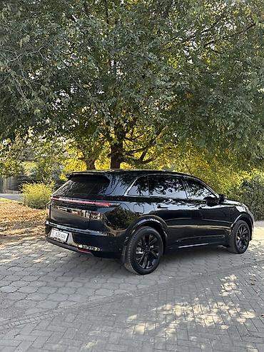 geely mon: Продаже LiXiang L7 Год 2024 Плагин Состояние идеал Объем 1,5 — 6