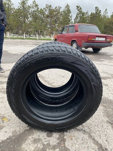 Шины: Шины 215 / 65 / R 16, Зима, Б/у, Пара, Япония, Bridgestone