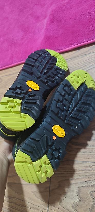 moon boots beograd: Radne/planinarske cipele Sixton Peak – model s Vibram đonom - Brend — 2