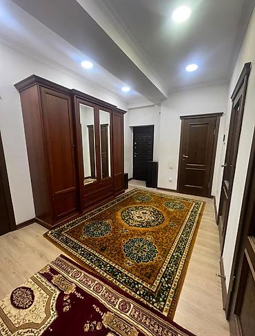 квартира 2 к: Продаётся полноценная 2-х комнатная квартира 80м². Душ и туалет — 2
