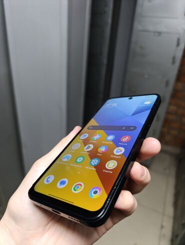 Poco: Poco M6, Б/у, 256 ГБ, цвет - Черный, 2 SIM — 4