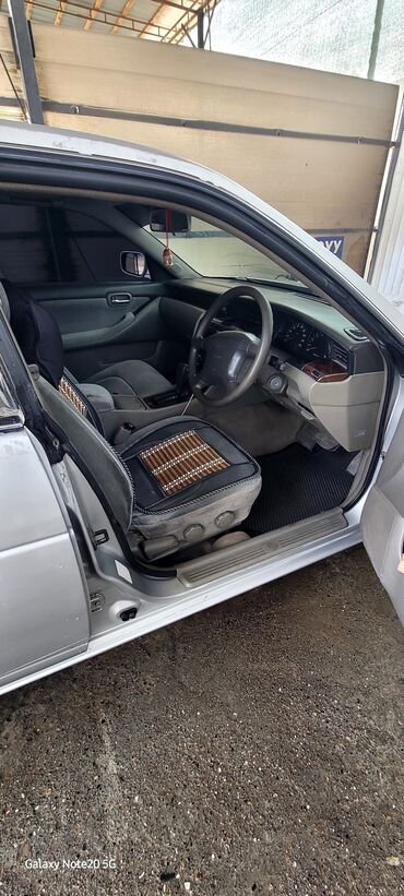 полированная машина: Nissan Laurel: 2000 г., Автомат, Бензин, Седан