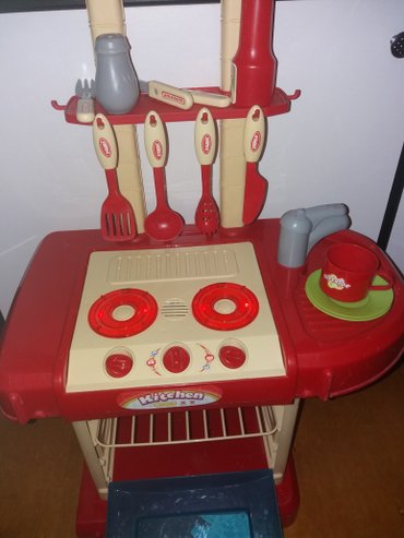 Oyuncaqlar: Baha alınıb! Soba üşaq üçün böyük səsi və işığları var + başqa qabları — 6