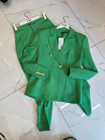 Kompleti: New Colection Richmond Odela 36/38/40/42/44/46 Cena 4800 Din — 6